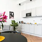 Otium Old Town Sarego Apartman *